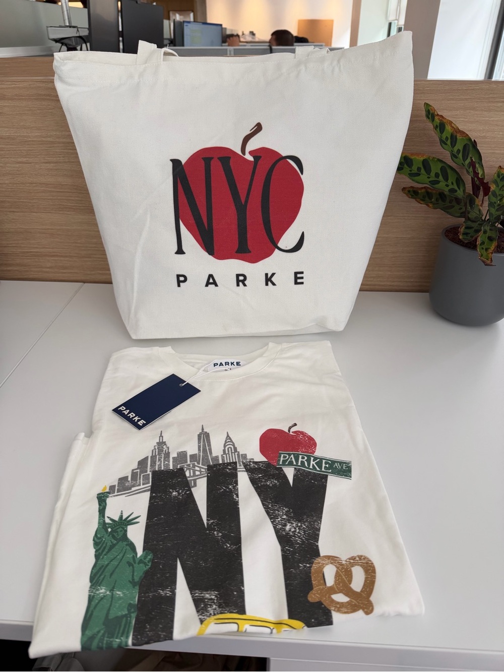 Parke NYC Graphic Tee S/M
